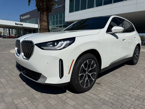 Used 2025 BMW X3 xDrive30i w/ Convenience Package image 9