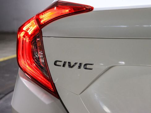 Used 2017 Honda Civic LX image 10