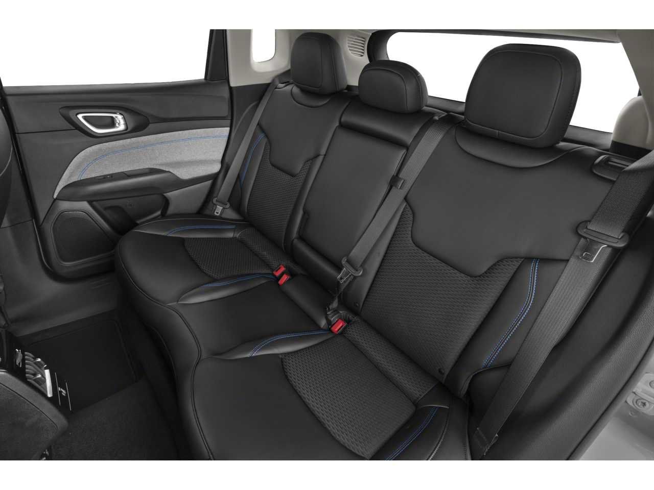 Used 2022 Jeep Compass Latitude w/ Convenience Group FWD image 9