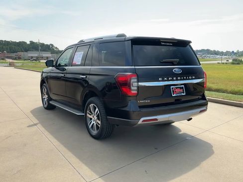 Used 2022 Ford Expedition Limited image 6