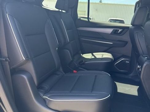 Used 2025 Buick Enclave Sport Touring w/ Super Cruise Package AWD/4WD image 46