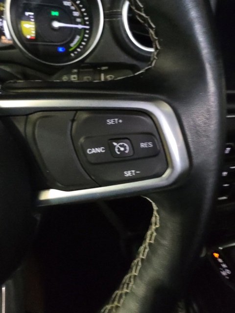 Used 2021 Jeep Wrangler Unlimited Sahara AWD/4WD image 32