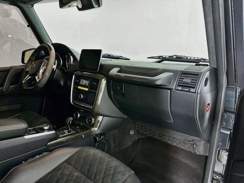 Used 2017 Mercedes-Benz G 550 Squared image 31