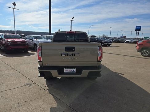 Used 2022 GMC Canyon Elevation image 5