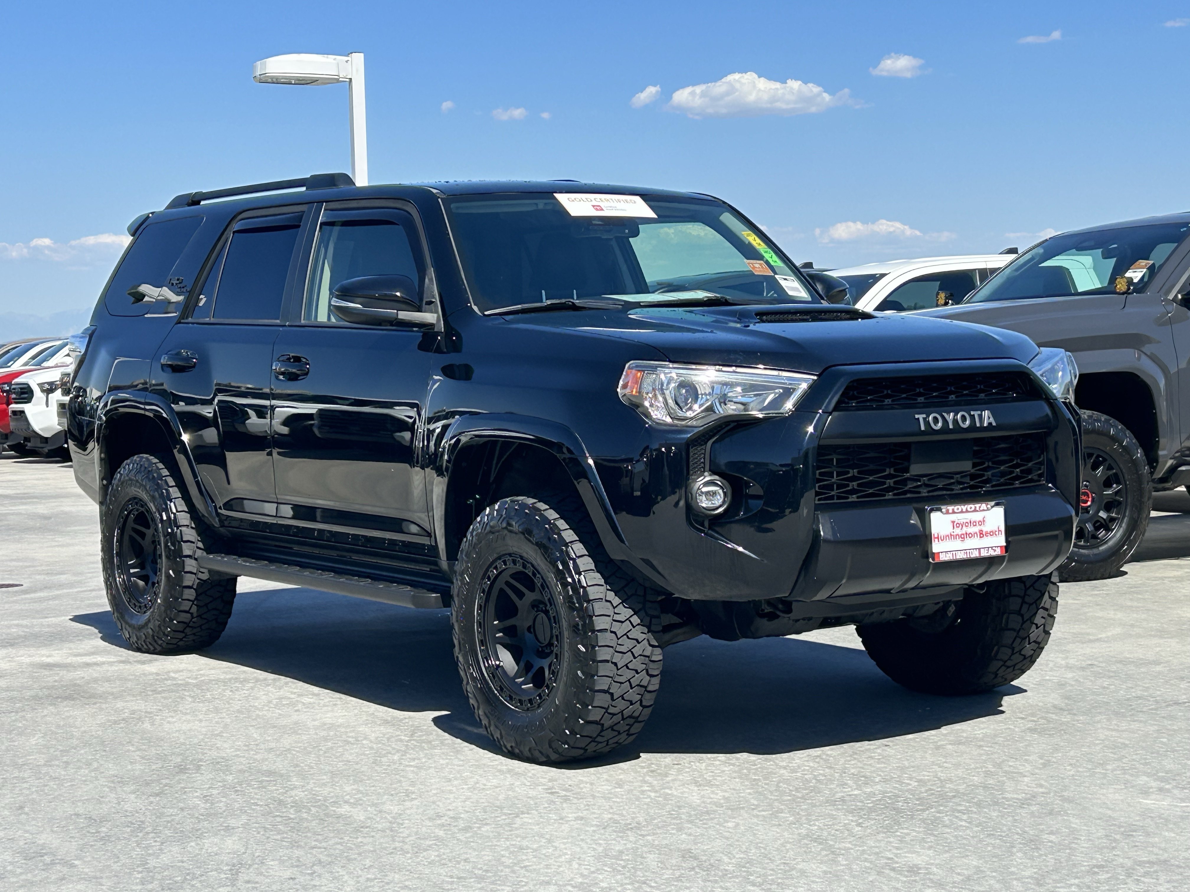 Certified 2021 Toyota 4Runner TRD Off-Road Premium AWD/4WD image 2