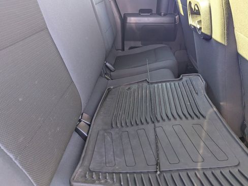 Used 2015 Nissan Titan S image 15