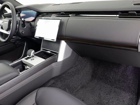New 2025 Land Rover Range Rover SE AWD/4WD image 22