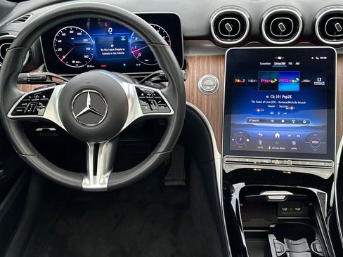 Used 2025 Mercedes-Benz C 300 4MATIC Sedan image 14