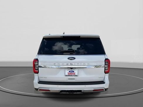 Used 2022 Ford Expedition Max Limited image 6