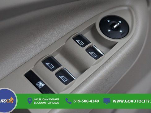 Used 2016 Ford Escape Titanium w/ Equipment Group 301A FWD image 19