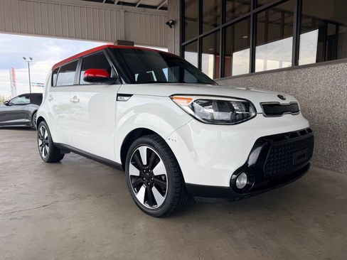 Used 2016 Kia Soul + w/ Designer's Package image 38