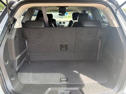 Used 2014 Buick Enclave Premium FWD image 27