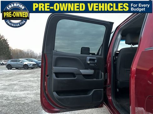 Used 2018 Chevrolet Silverado 1500 LT w/ All Star Edition image 27