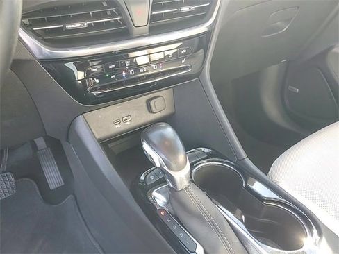 Certified 2024 Buick Encore GX Avenir w/ Avenir Convenience Package image 19