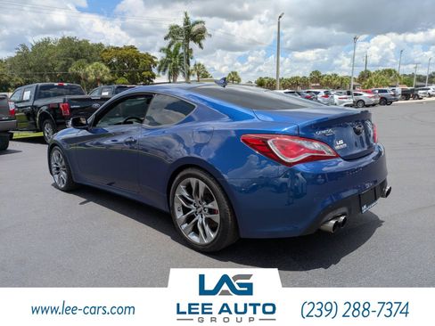 Used 2015 Hyundai Genesis 3.8 RWD image 5