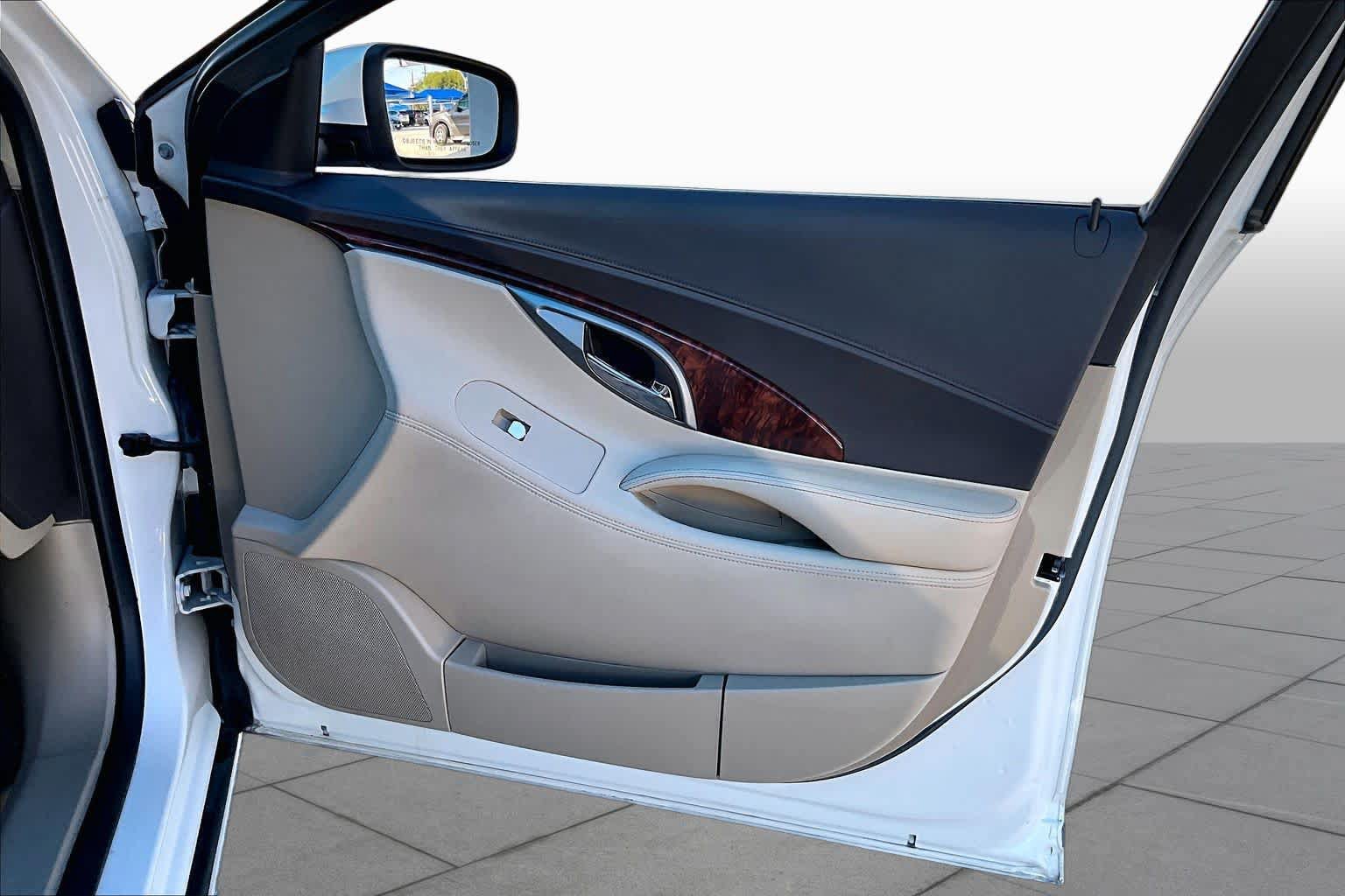 Used 2013 Buick LaCrosse Leather FWD image 22