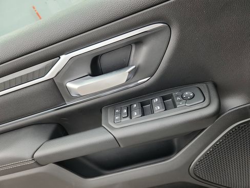 New 2026 RAM 1500 Big Horn AWD/4WD image 16
