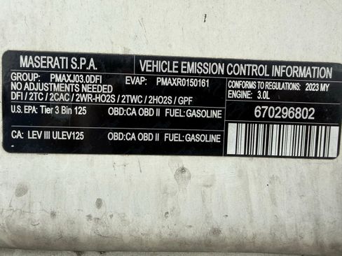 Used 2023 Maserati Levante Modena image 10