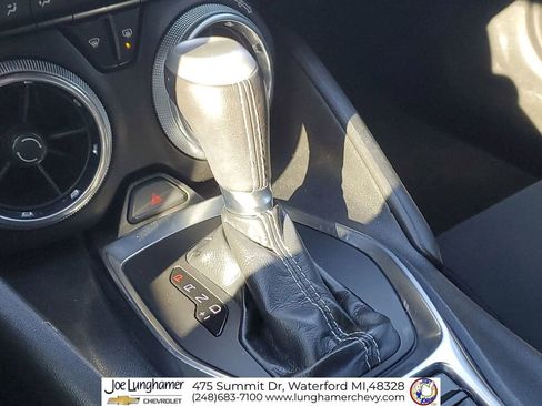 Used 2021 Chevrolet Camaro LT image 17