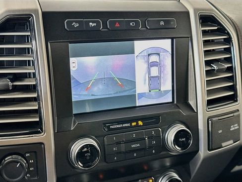 Used 2019 Ford F150 Platinum w/ Equipment Group 701A Luxury AWD/4WD image 20