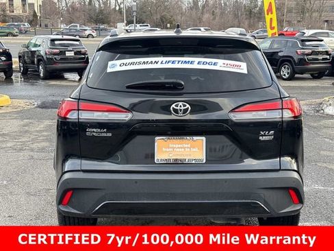 Used 2023 Toyota Corolla Cross XLE image 3