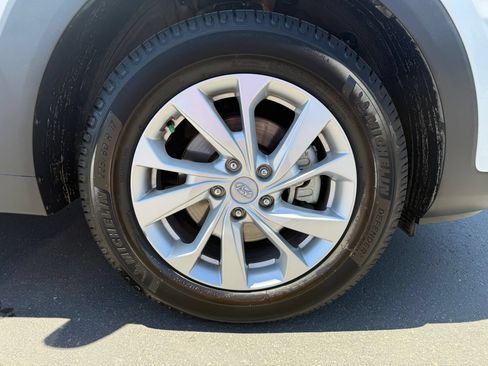 Used 2020 Hyundai Tucson Value AWD/4WD image 30