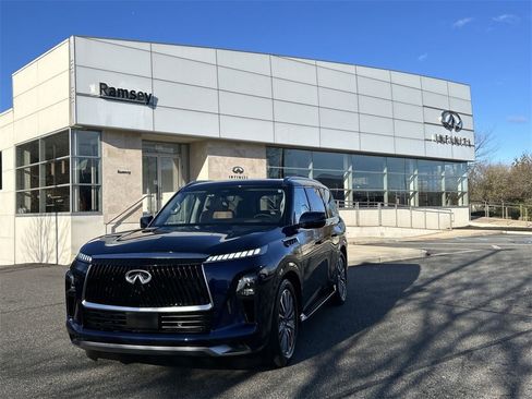 Certified 2025 INFINITI QX80 Sensory image 1