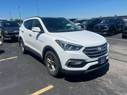 Used 2018 Hyundai Santa Fe Sport w/ 2.4L Tech Package 04 AWD/4WD image 10