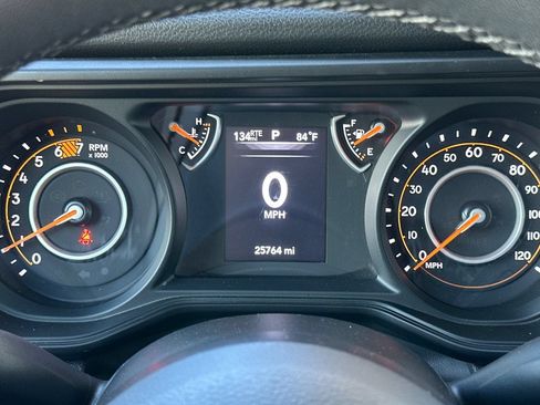 Used 2025 Jeep Wrangler Unlimited Sport AWD/4WD image 24
