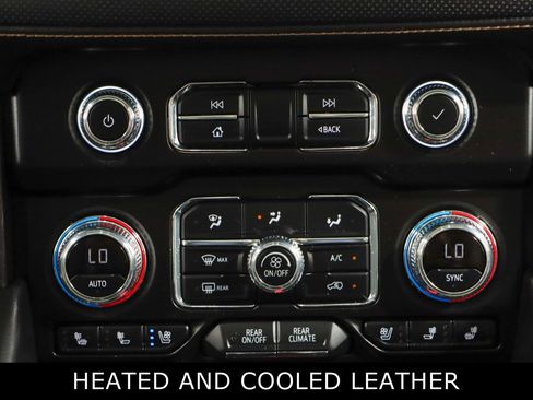 Used 2024 GMC Yukon AT4 w/ AT4 Premium Plus Package AWD/4WD image 21