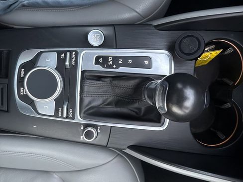 Used 2017 Audi A3 e-tron Prestige image 35