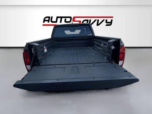 Used 2025 Honda Ridgeline Sport image 24