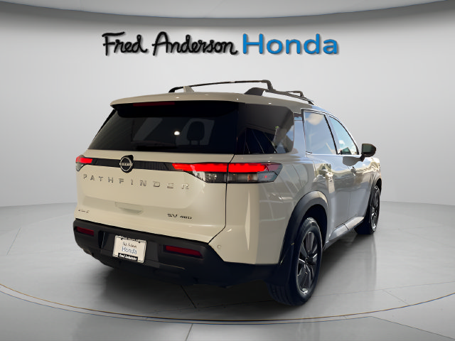 Used 2023 Nissan Pathfinder SV AWD/4WD image 5