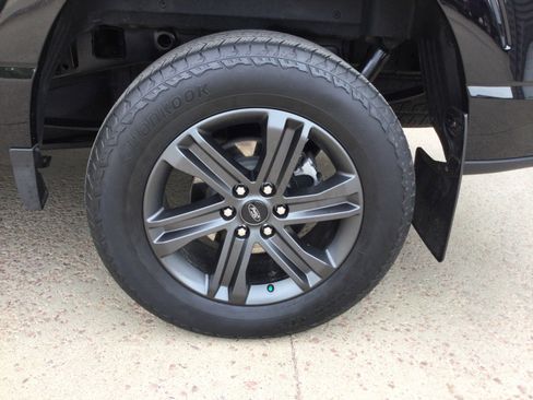 Used 2023 Ford F150 XLT w/ Equipment Group 302A High image 5