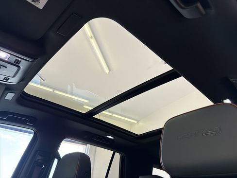 Used 2025 GMC Yukon AT4 w/ LPO, Floor Liner Package AWD/4WD image 16