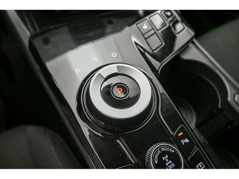 Used 2023 Kia Sportage LX image 13