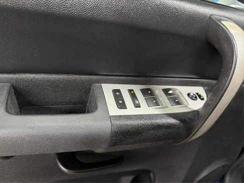 Used 2009 Chevrolet Silverado 1500 LS image 24