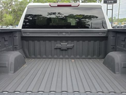 Used 2022 Chevrolet Silverado 1500 RST AWD/4WD image 12