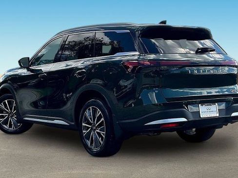 Certified 2026 INFINITI QX60 Luxe w/ Cargo Package AWD/4WD image 4