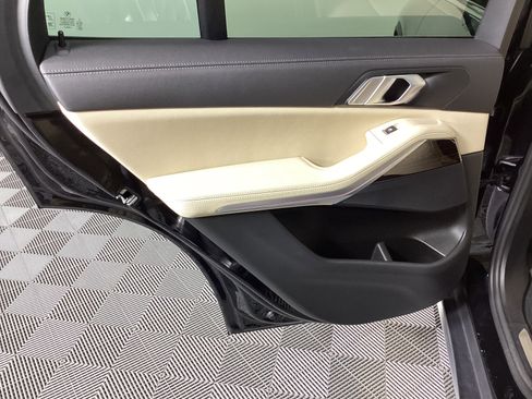 Used 2021 BMW X5 xDrive40i w/ Convenience Package image 29