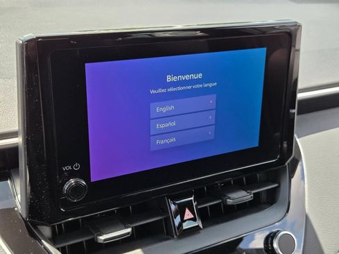 Used 2025 Toyota Corolla SE FWD image 18