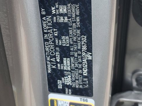 Used 2023 Kia Soul LX w/ LX Technology Package FWD image 30
