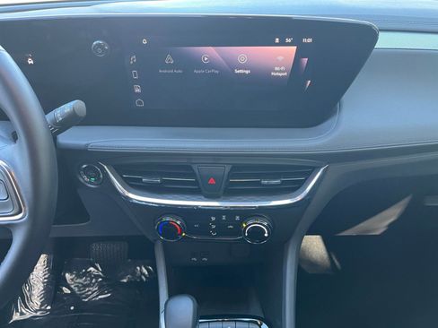 Used 2025 Buick Encore GX Preferred image 18