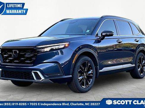 Used 2023 Honda CR-V Sport Touring image 3