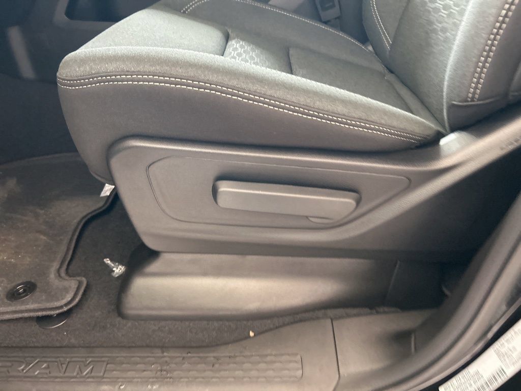 New 2025 RAM 1500 Tradesman AWD/4WD image 35