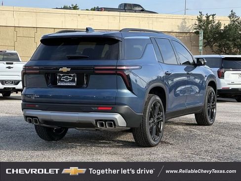 New 2026 Chevrolet Traverse LT w/ Driver Confidence Package FWD image 4