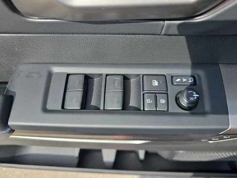 Used 2026 Toyota Tundra Platinum w/ TRD Off-Road Package image 27