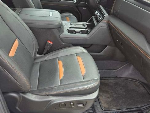 Used 2024 GMC Sierra 2500 AT4 w/ AT4 Premium Plus Package AWD/4WD image 42