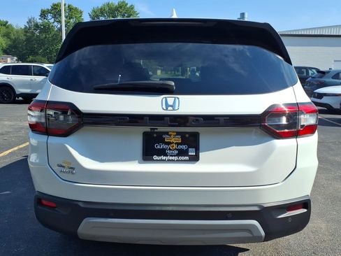 Certified 2025 Honda Pilot EX-L image 9