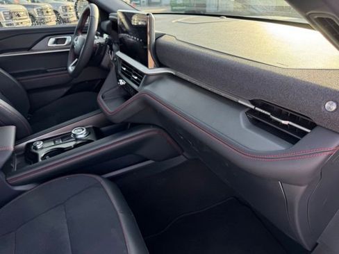 New 2026 Ford Explorer ST image 25